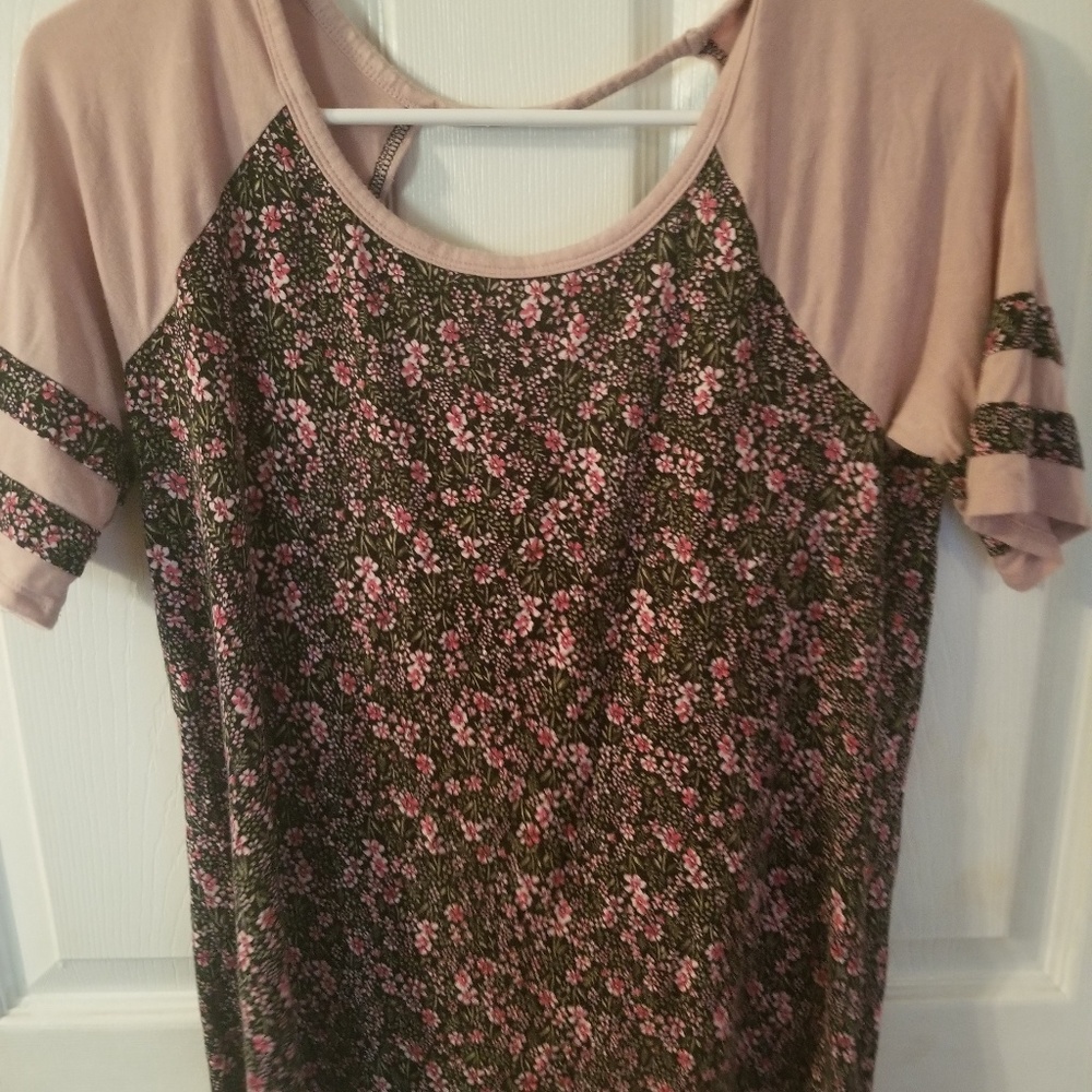 Pretty everyday shirt